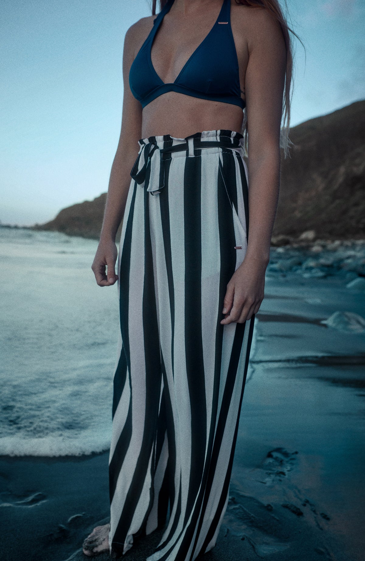 Belted Wide Leg High-Waist Beach Pants | Black AO 1