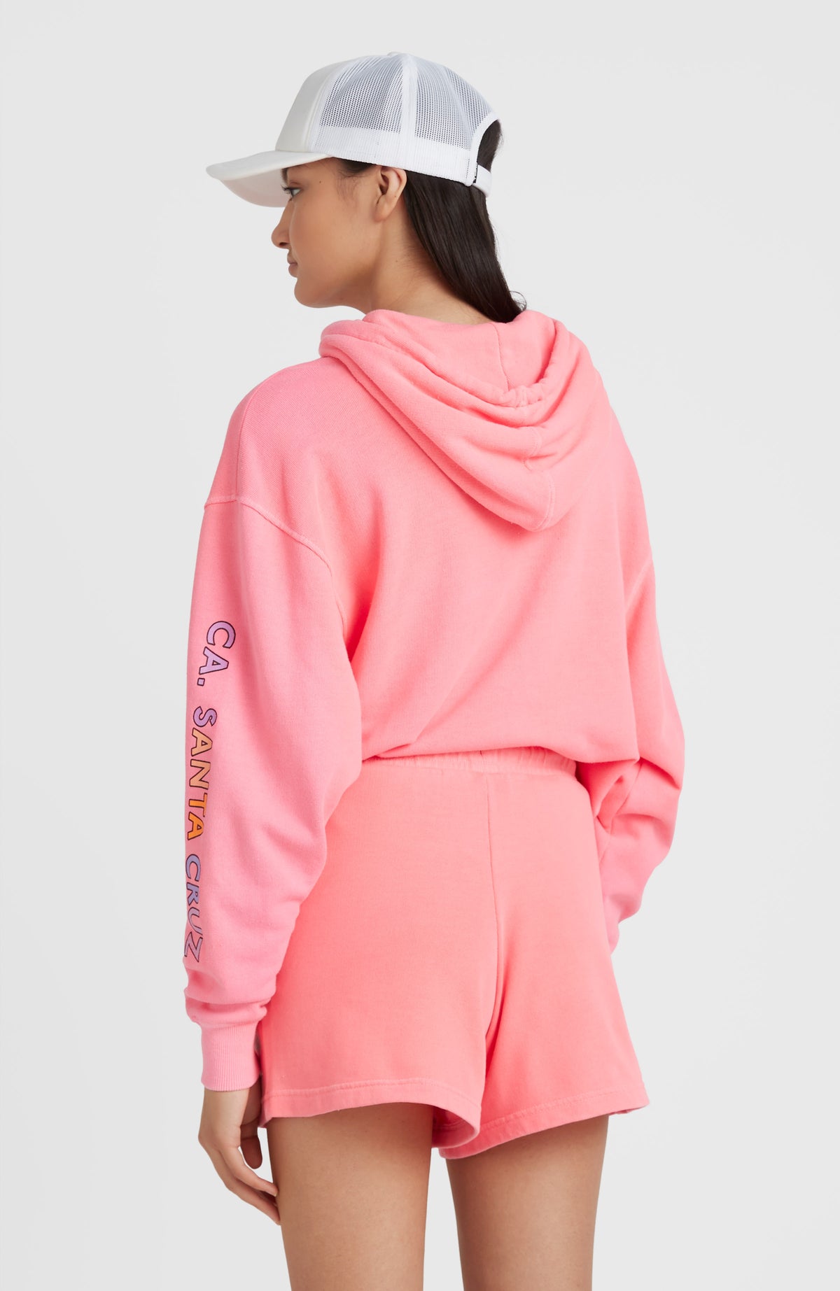 Connective Jogger Shorts | Diva Pink