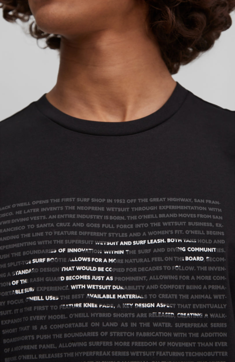 Abstract Wave T-Shirt | BlackOut - A