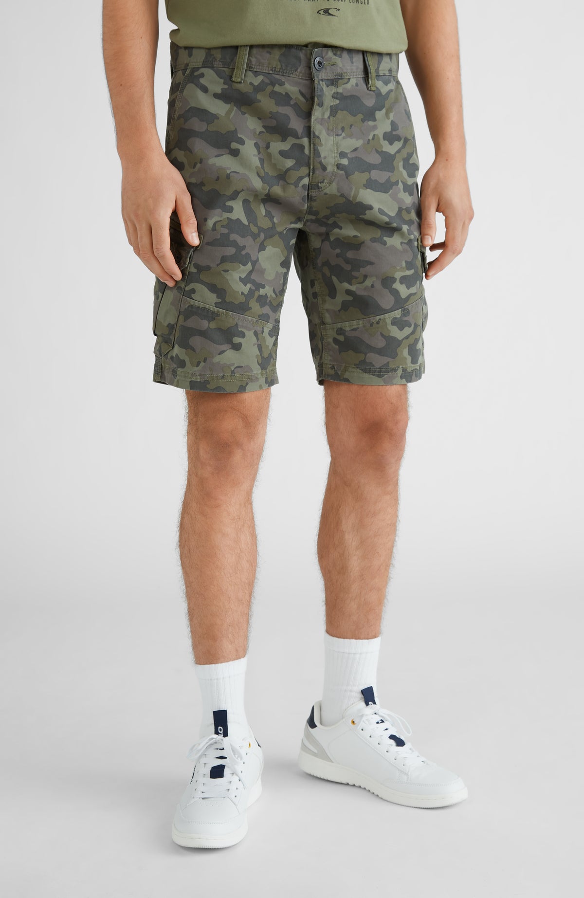 Complex Cargo | Green AO 6