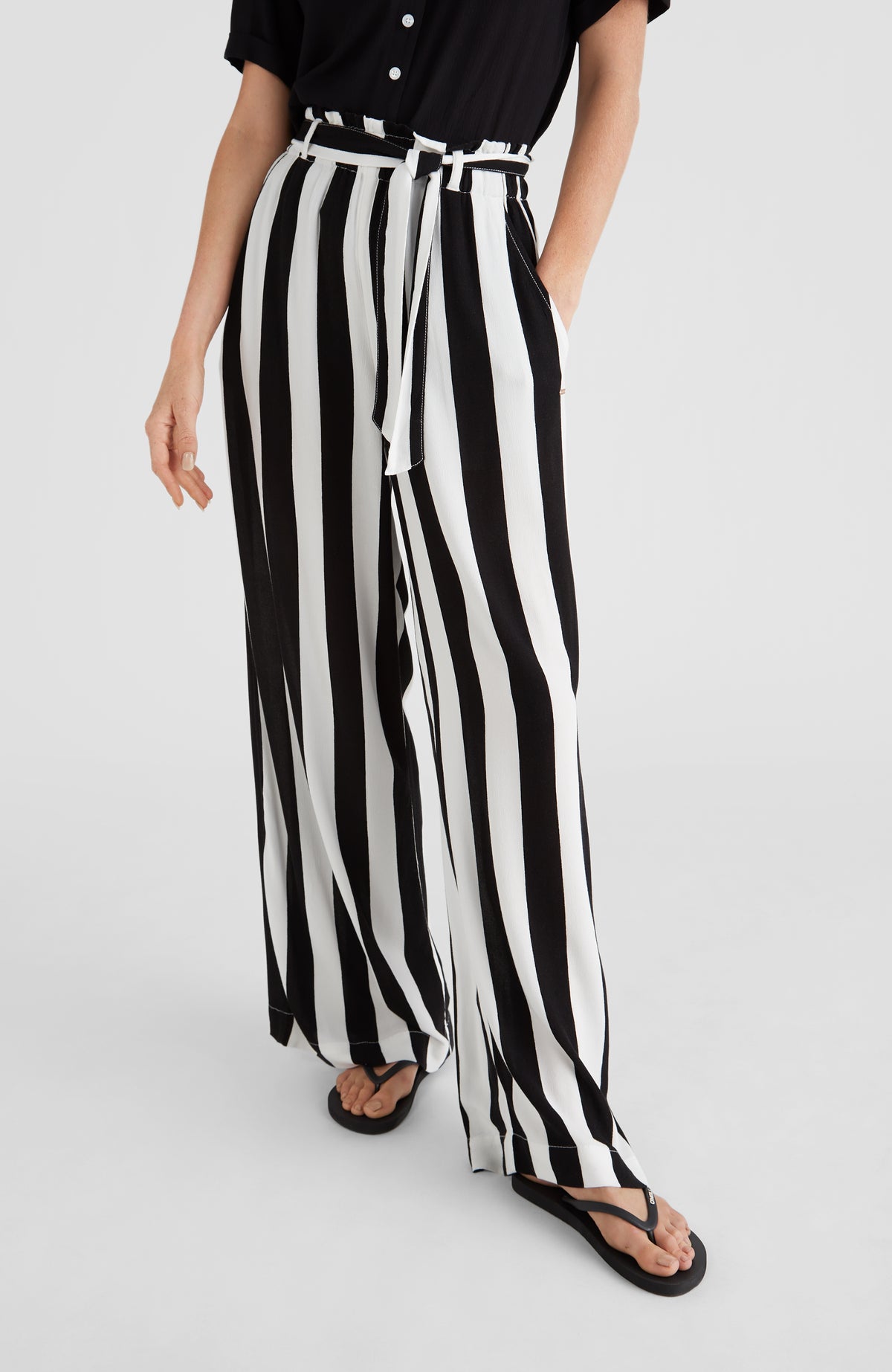 Belted Wide Leg High-Waist Beach Pants | Black AO 1