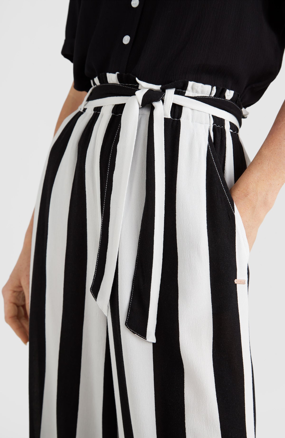 Belted Wide Leg High-Waist Beach Pants | Black AO 1