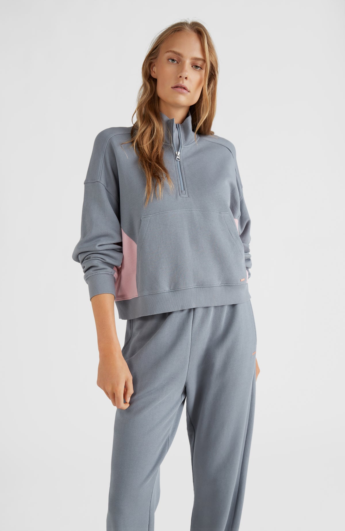 Amaryllis Half-Zip Turtle Neck Crew Sweatshirt | Tradewinds