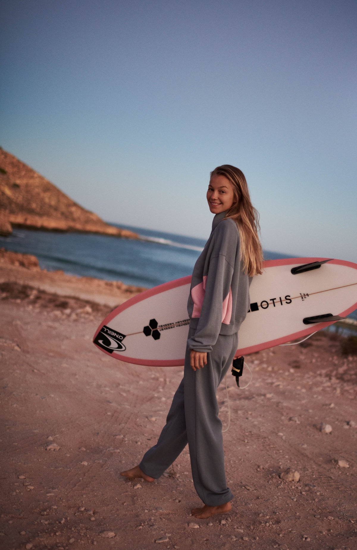 Amaryllis Half-Zip Turtle Neck Crew Sweatshirt | Tradewinds