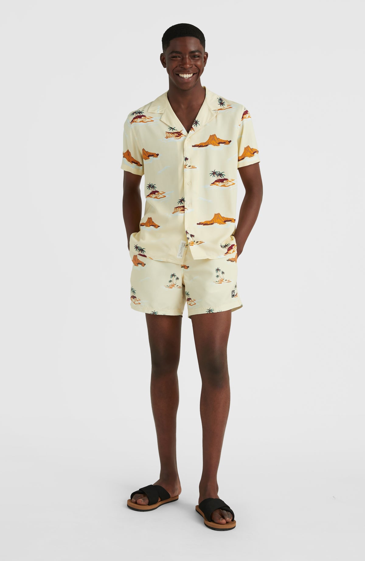 Cali Print 15'' Swim Shorts | Beige Lost Island