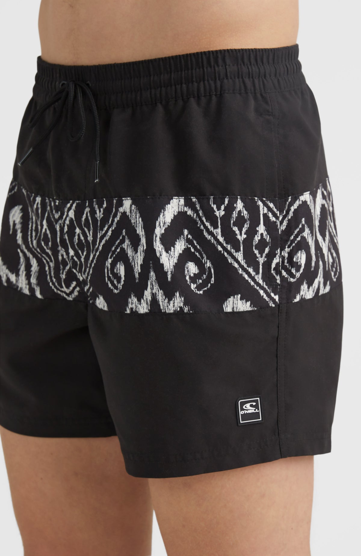 Cali Block 15'' Swim Shorts | Black Magic Carpet